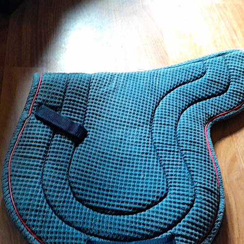Grey quilted horse saddle - quilted,