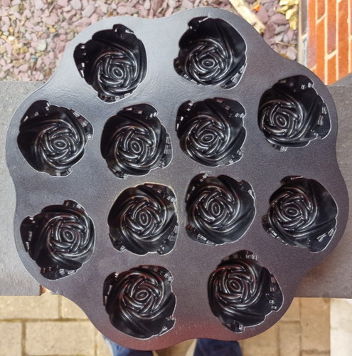 Nordic ware sweetheart rose - ware,