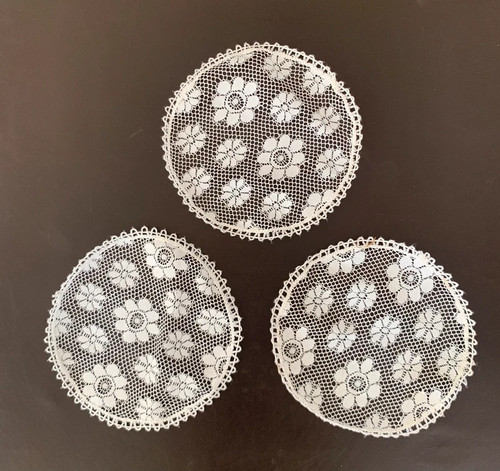 Vintage lace doilies - vintage,