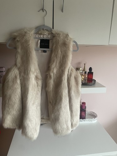 New look beige faux - , fur