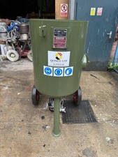 Hodge Clemco reconditioned  2452 (200 Litre Capacity Blast Pot)