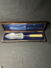 Louis Philippe Vintage Minerva