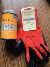 Mens garden gloves & String In