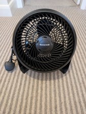 Honeywell HT900E TurboForce Power Fan – 3 Speeds, Quiet, Wall Mountable – £10