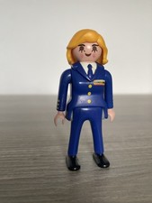 PLAYMOBIL (C221) AIRPORT - Women's Female CoPilot Jet Plane Airline 3185 (1997)