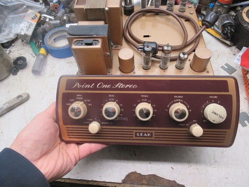 Leak st20 and stereo - 1,