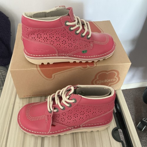 Pink kickers boots brand - kickers,