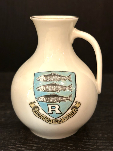 Goss crested china worcester - crested,