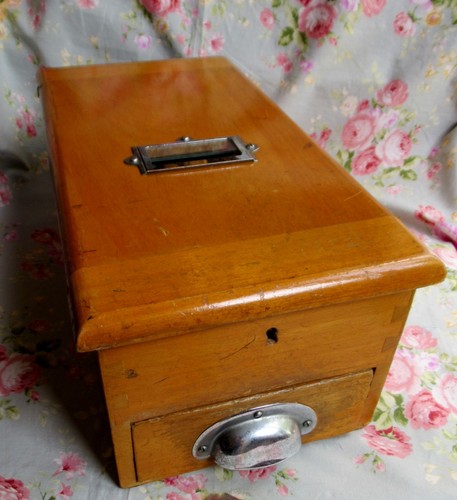 Vintage wooden shop - vintage,