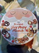 M&S The Very Merry Munch Mix