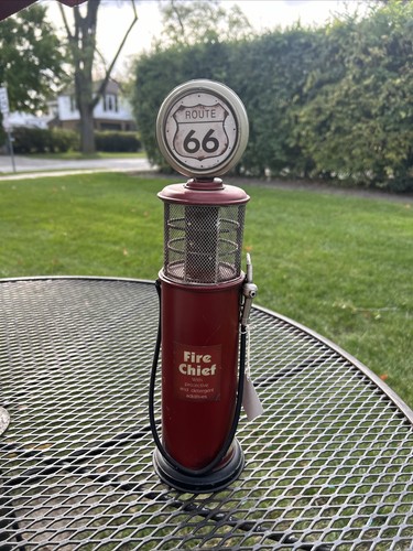Vintage route gas - gas, pump