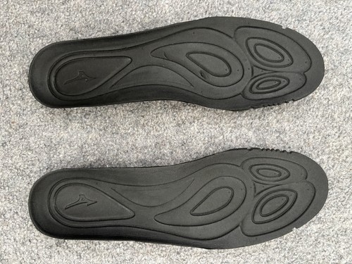 Genuine mizuno football boot - mizuno,