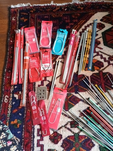 Vintage knittibg needle bundle - vintage,