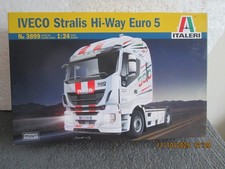 1/24  ITALERI  IVECO STRALIS HI-WAY EURO  5   MODEL KIT  (3889)   see des.