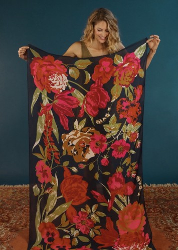 Powder ladies floral tapestry - powder,