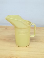 Vintage Duckhams Oil Pouring
