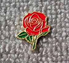 England Red Rose Quality Enamel Pin Badge - Rugby, Football, Patriotic UK