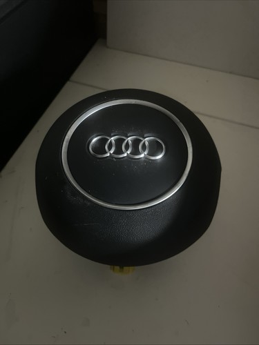 Audi drivers airbag - audi,
