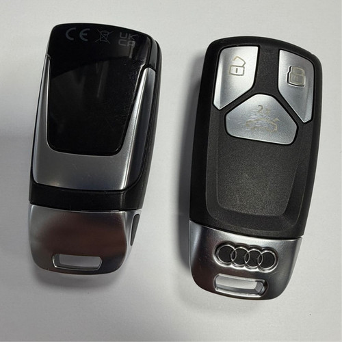 Genuine audi button remote - 3,