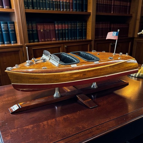 Large highly detailed - detailed, wooden