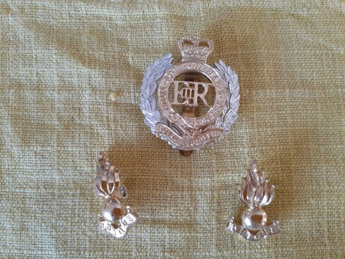Eiir cap badge royal - cap, badge,