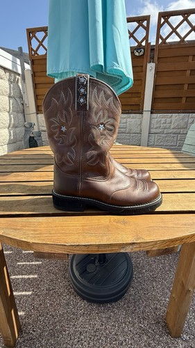 Fabulous pair ariat - fabulous,