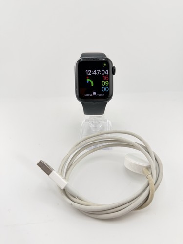 Apple watch 40mm - watch,