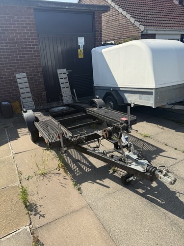 Car trailer - car,
