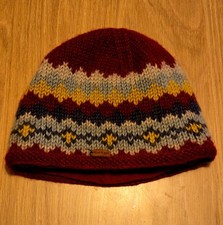 Kusan Red 100% Wool Lined Hand Knitted Hat One Size