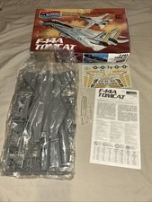 Monogram 1/48  US Navy Grumman