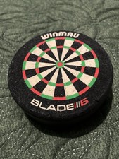 Winmau Blade 6 Dart Dock - Mini Dartboard Stand For Made Up Darts Stems Flights