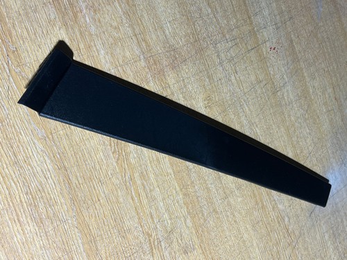 Front door moulding - front,
