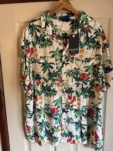 Weird fish shirt bnwt - bnwt, size