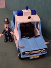Postman Pat PC1 Police Car With PC Selby Figure (7cm Tall)
