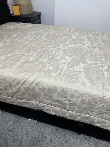 Dorma jacquard bedspread - jacquard,