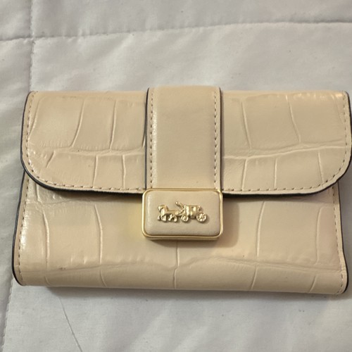 Coach beige croc embossed - croc,