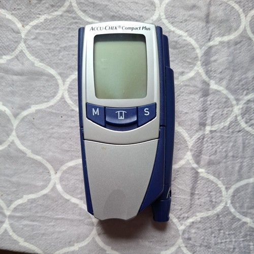 Accu chek compact plus - accu-chek,