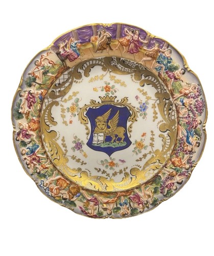 Antique capodimonte armorial - capodimonte,