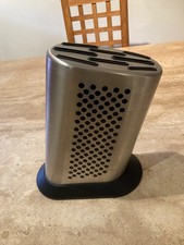 Global knife block