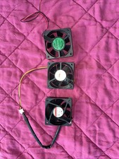 Quantity of 3 Universal 12