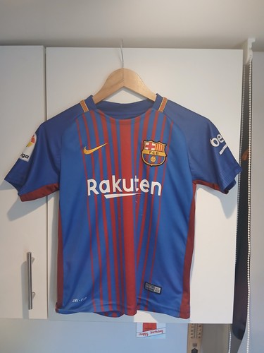 Barcalona messi shirt age - barcalona,