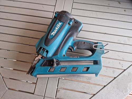 Makita gn900se first fix - makita, 7.2v