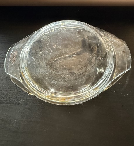 Small casserole dish - with, lid