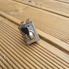 MG Midget & MGB GT / Roadster Single Toggle Switch RTC430