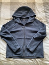 Nike Tech Fleece Hoodie –