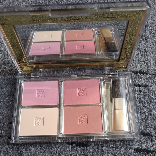 Estee lauder deluxe all - deluxe,