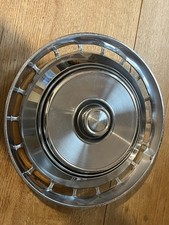 Large 37cm-15" all chrome hub cap,looks amazing,unsure of make,used but good.