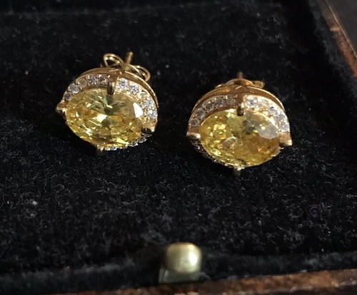 Vintage style yellow gemstone - vintage,