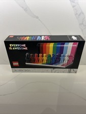 LEGO 40516 Everyone Is Awesome*Retired* ? % Complete Set in  Resealed Box