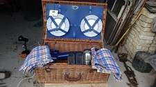 Vintage Optima Wicker basket Picnic Hamper For 4 People
